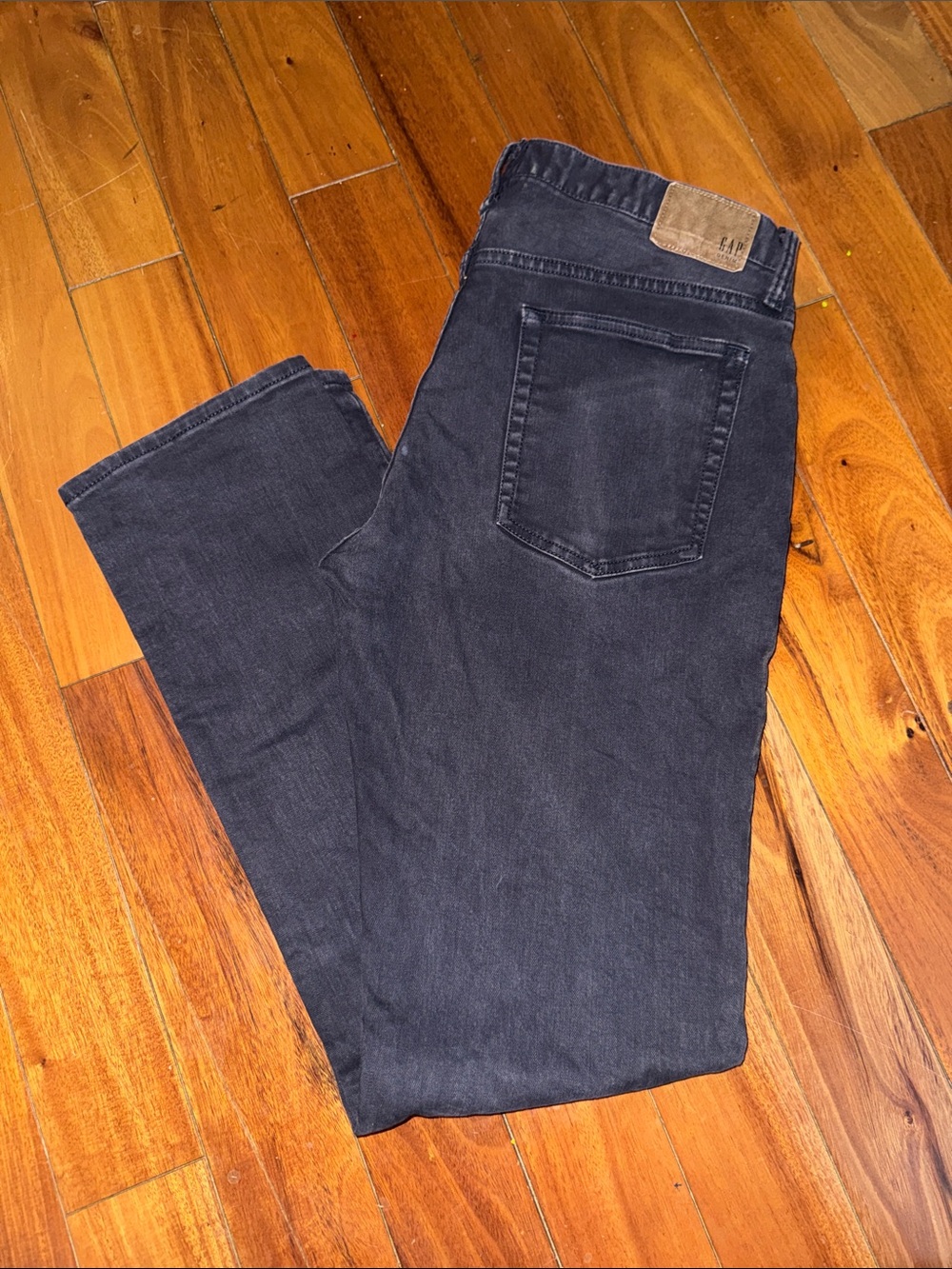 GAP Men's Faded Black Straight Jeans